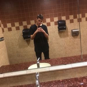 Meet your Posher, Alex